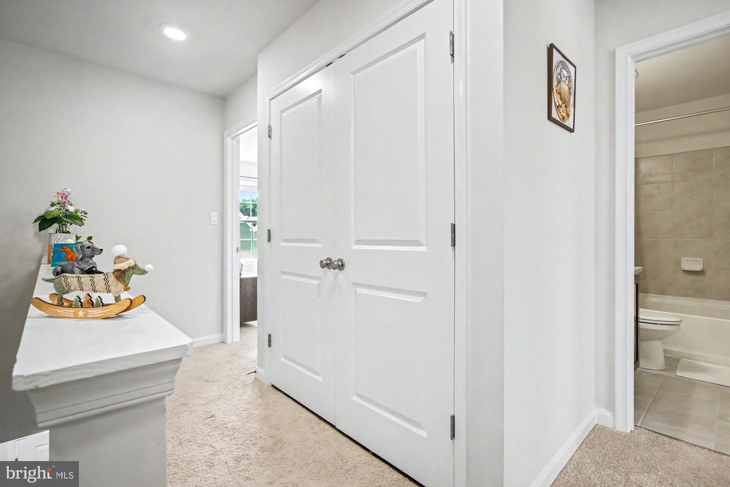 4912 Arcola Rd Property Photo 20