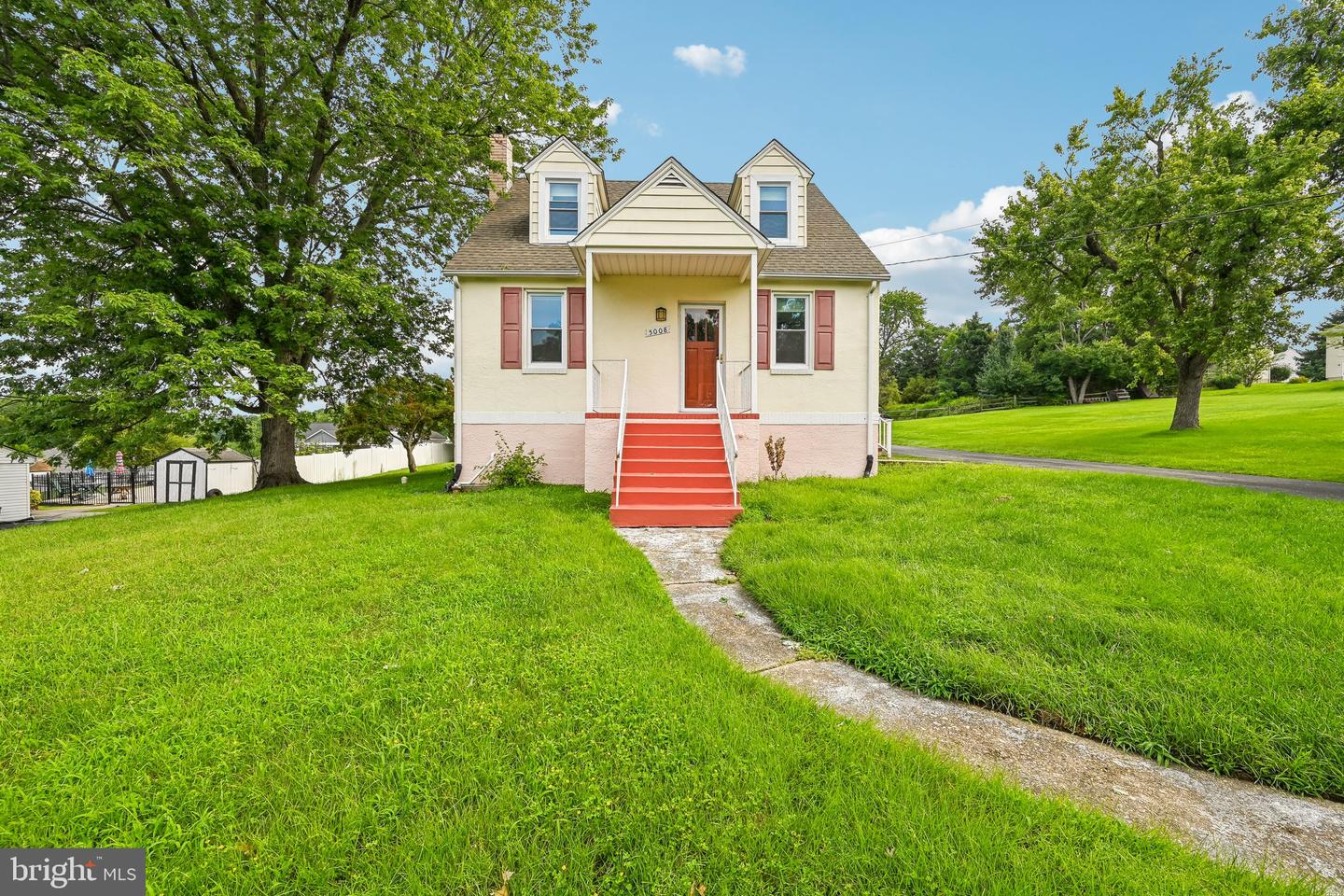 5008 Silver Spring Rd Property Photo 1