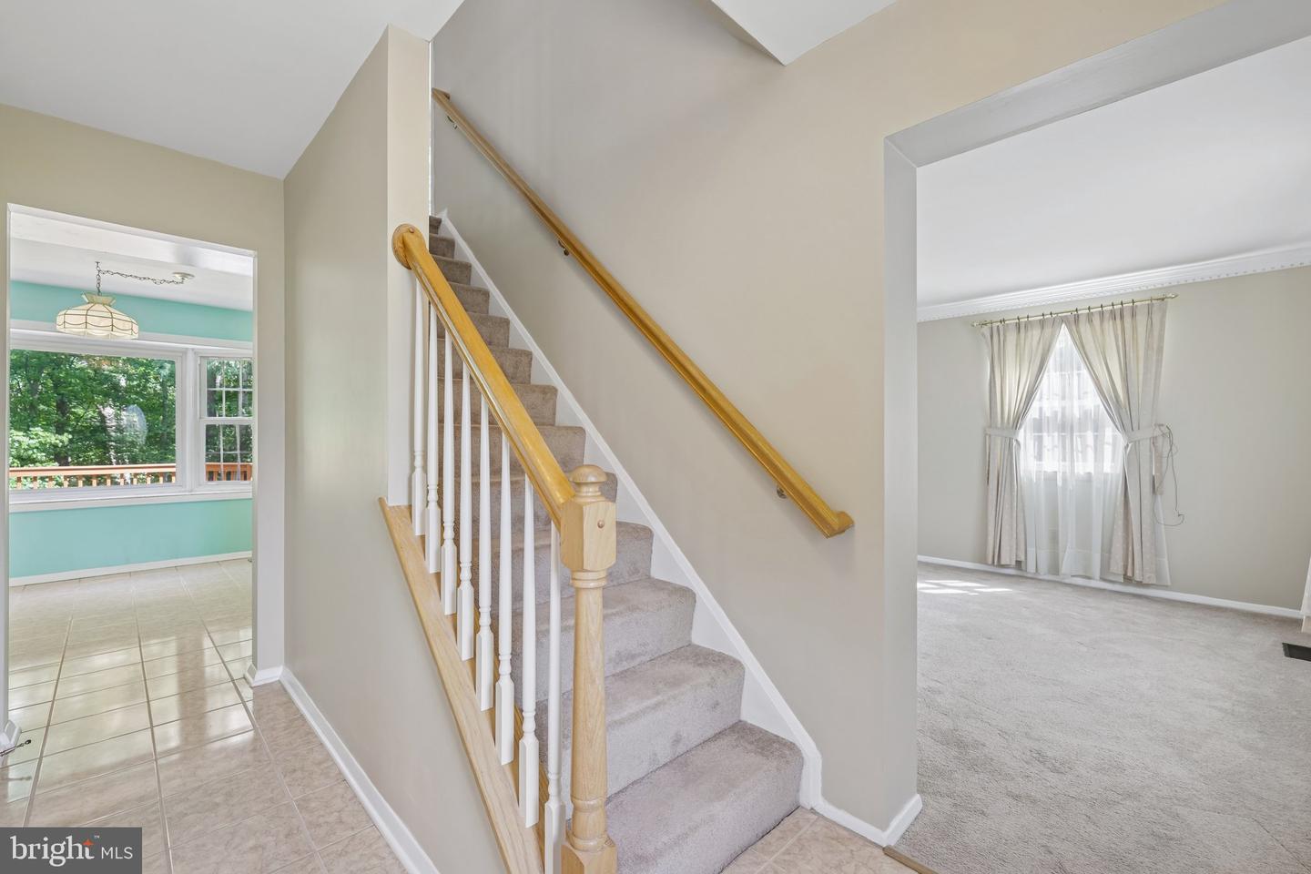 6 Edge Springs Ct Property Photo 4