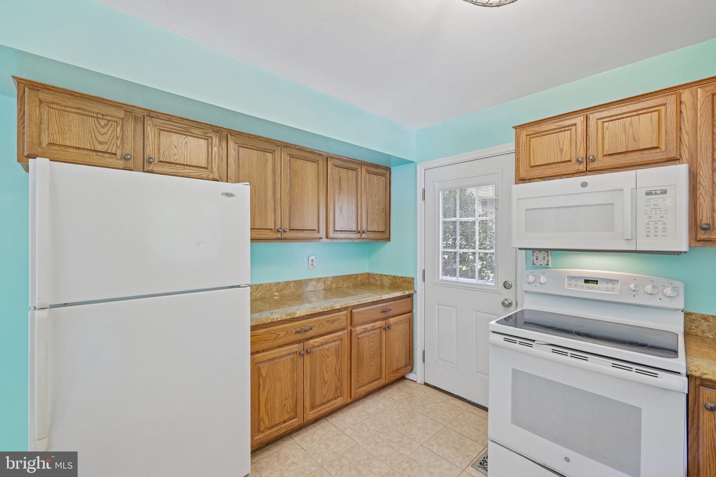 6 Edge Springs Ct Property Photo 9