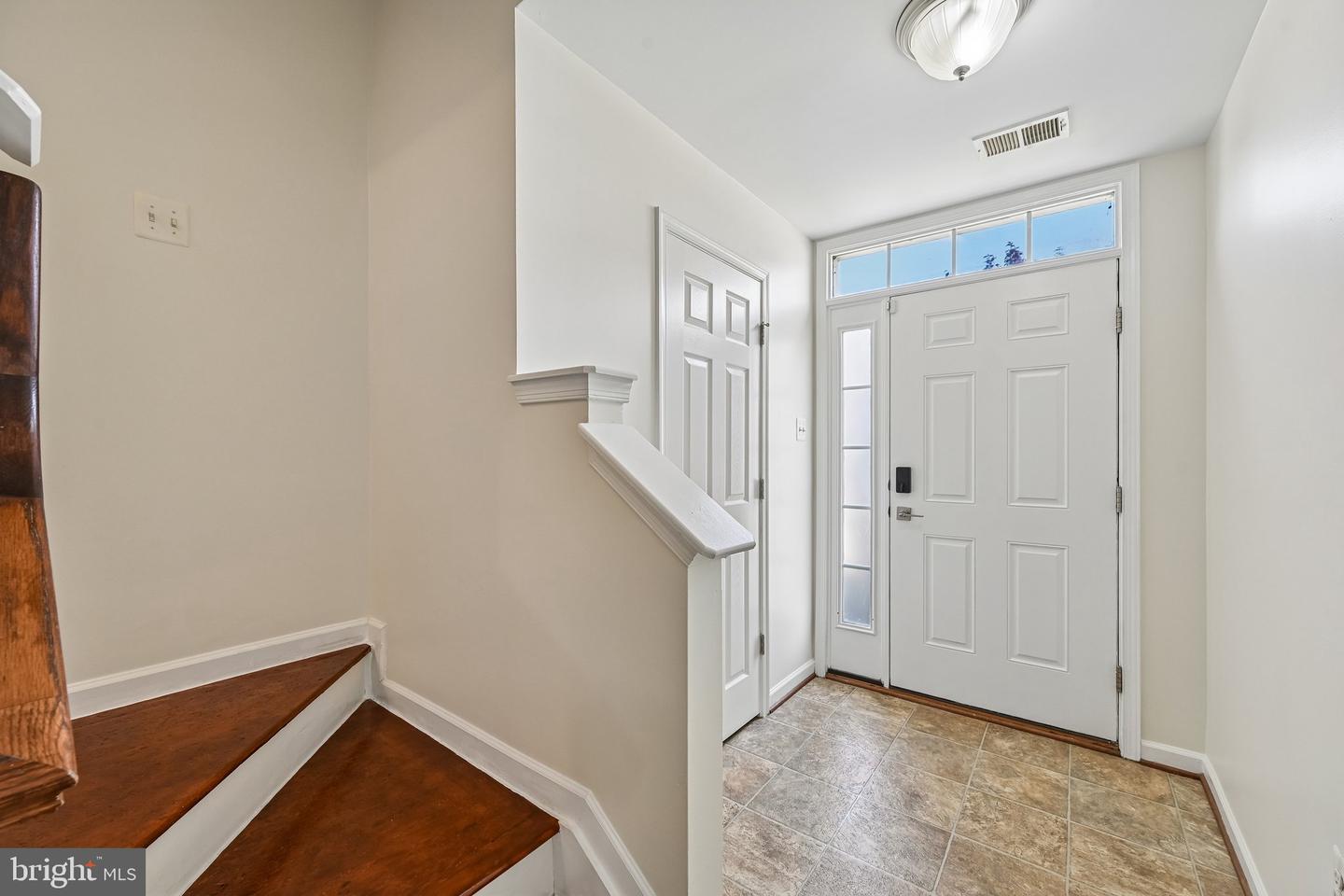 8518 Stansbury Lake Dr Property Photo 4