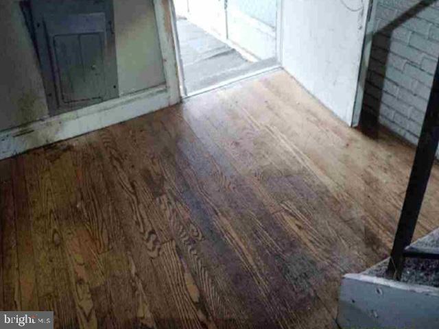 4415 Norfen Rd Property Photo 6