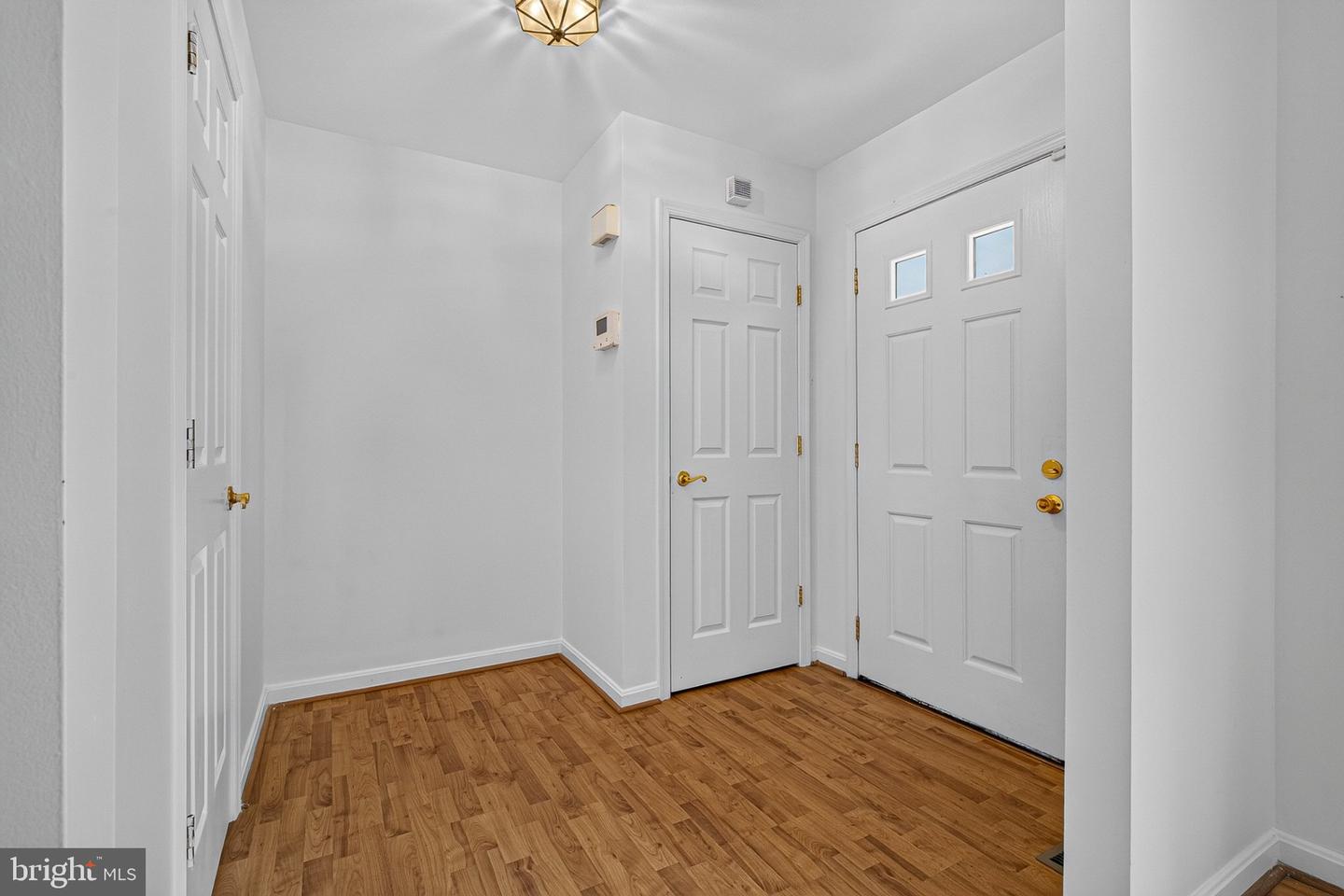 1119 Silentglade Rd Property Photo 4