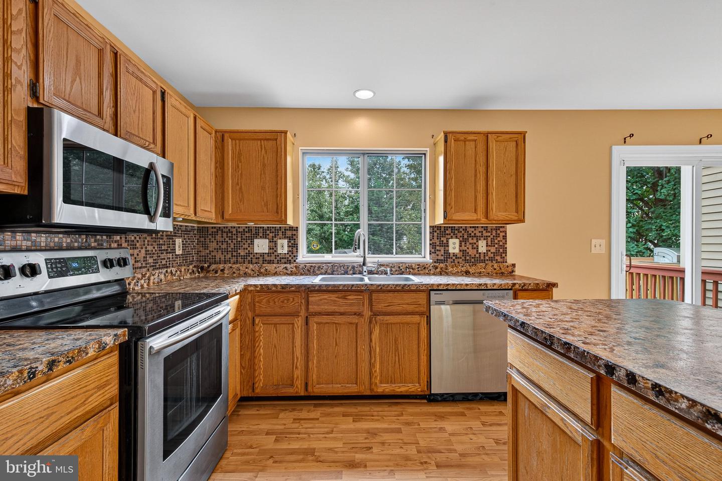 1119 Silentglade Rd Property Photo 13
