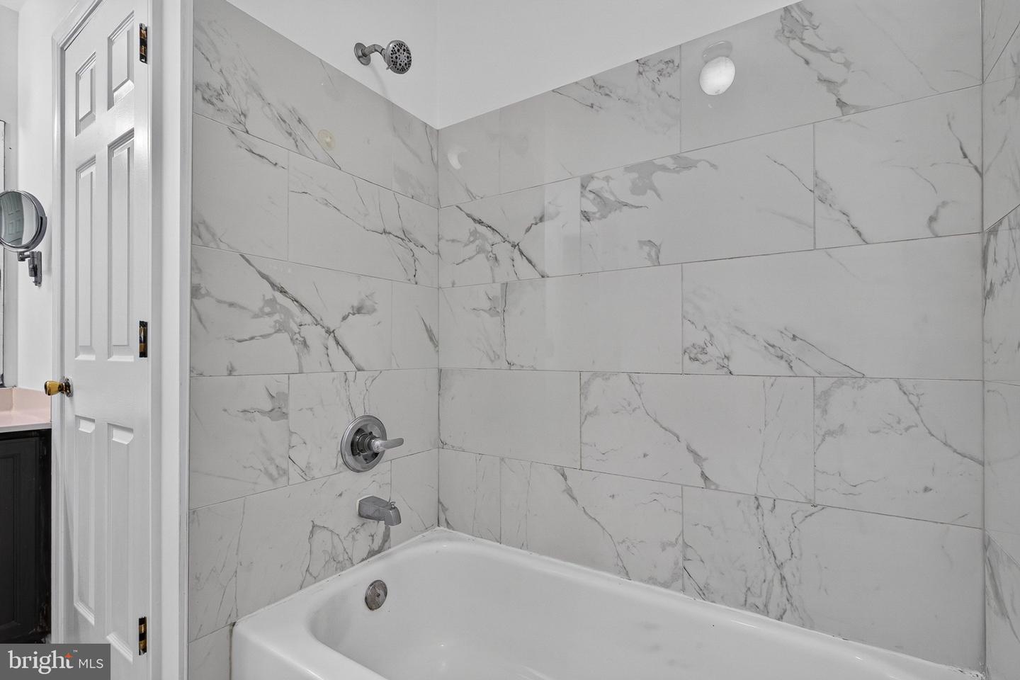 1119 Silentglade Rd Property Photo 23