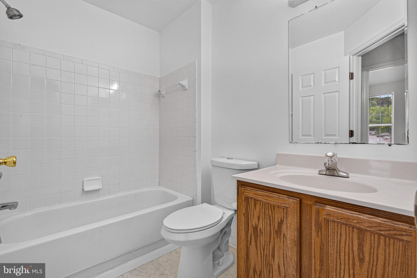 1119 Silentglade Rd Property Photo 25