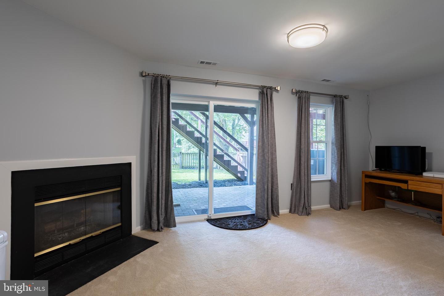 12 Ruddington Ct Property Photo 5