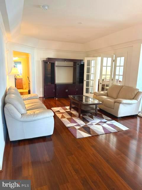 7401 Travertine Dr #302 Property Photo 6