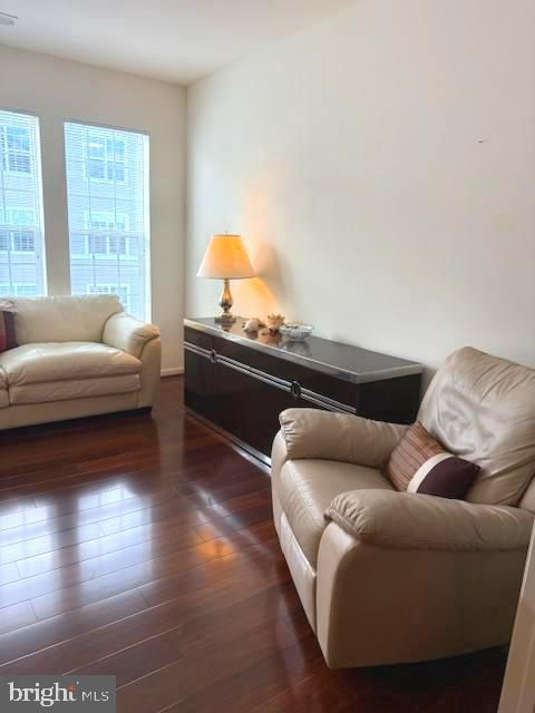 7401 Travertine Dr #302 Property Photo 9