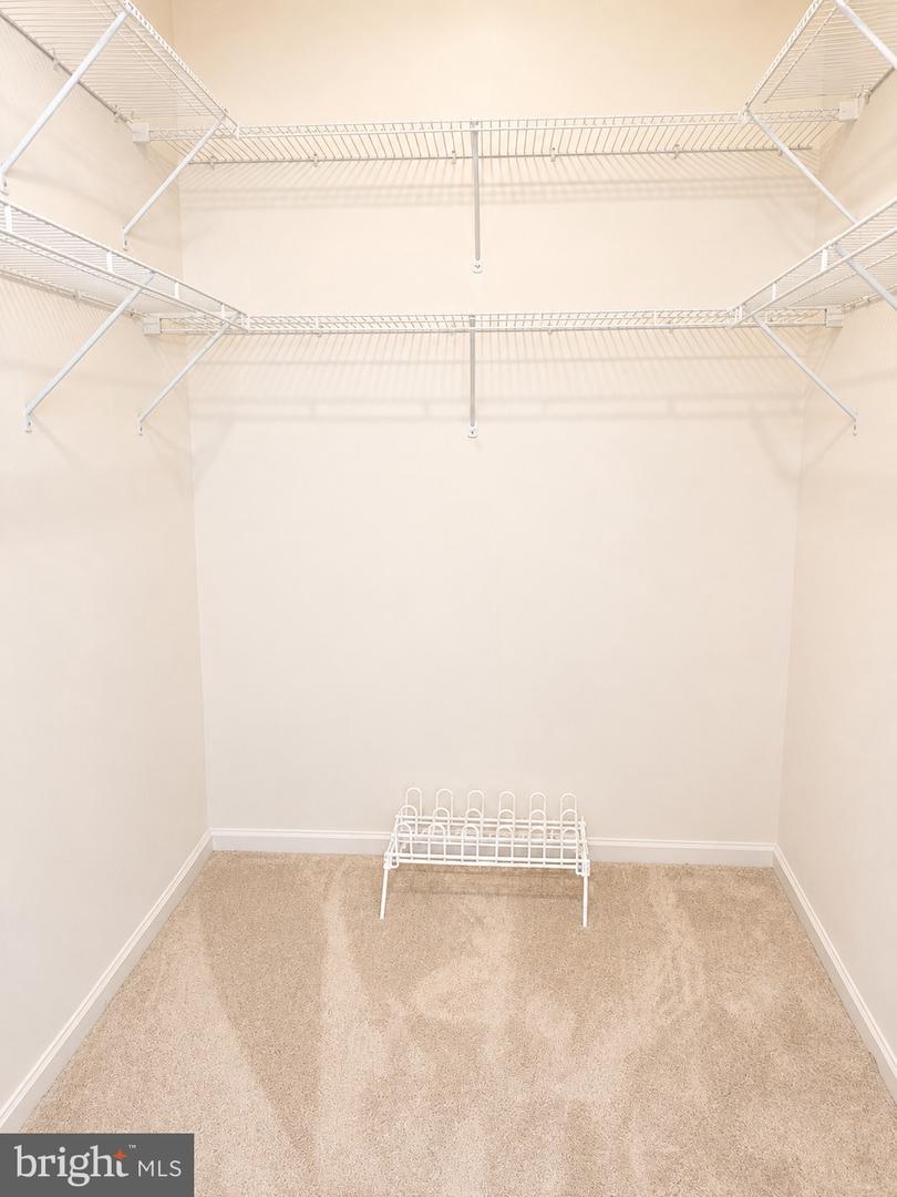 7401 Travertine Dr #302 Property Photo 20
