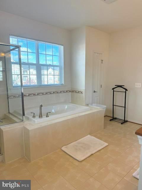 7401 Travertine Dr #302 Property Photo 23