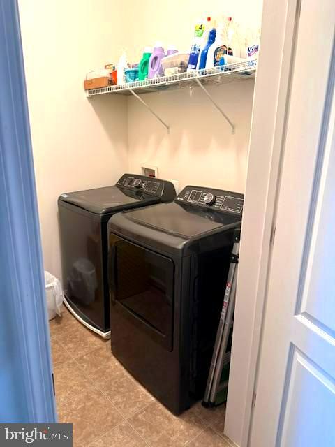 7401 Travertine Dr #302 Property Photo 31