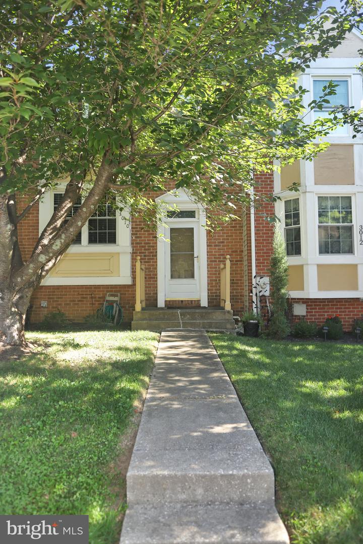 3010 N Branch Ln Property Photo 1