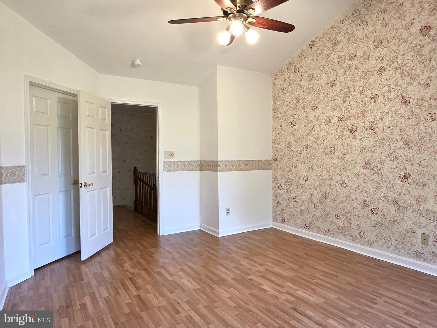 937 Walnut Wood Rd Property Photo 19