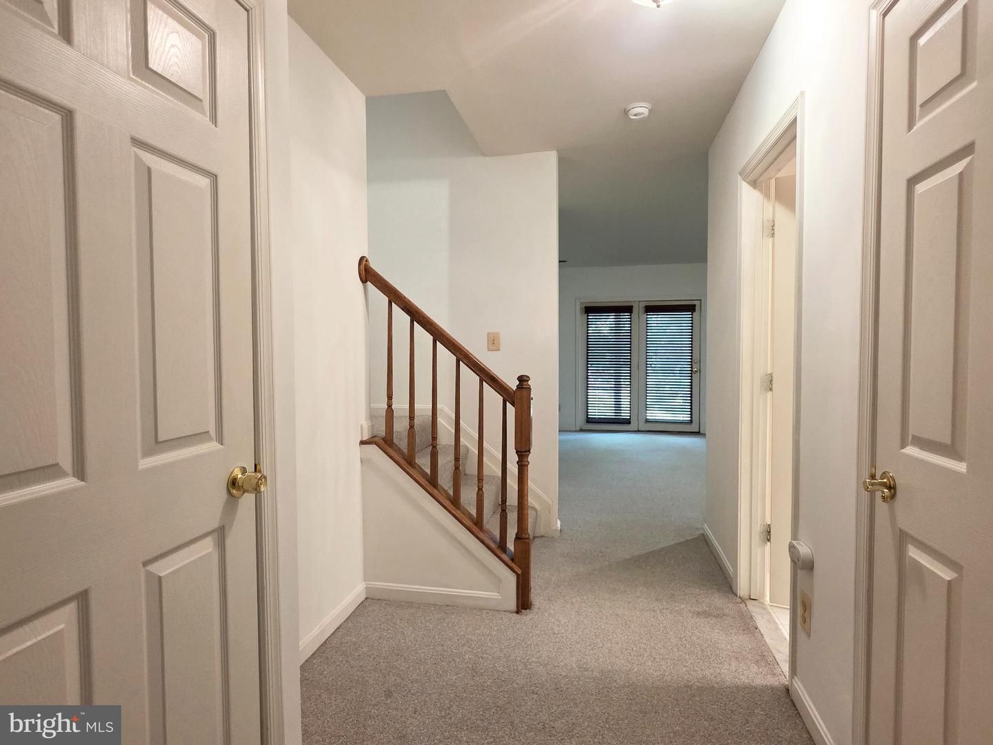 937 Walnut Wood Rd Property Photo 35