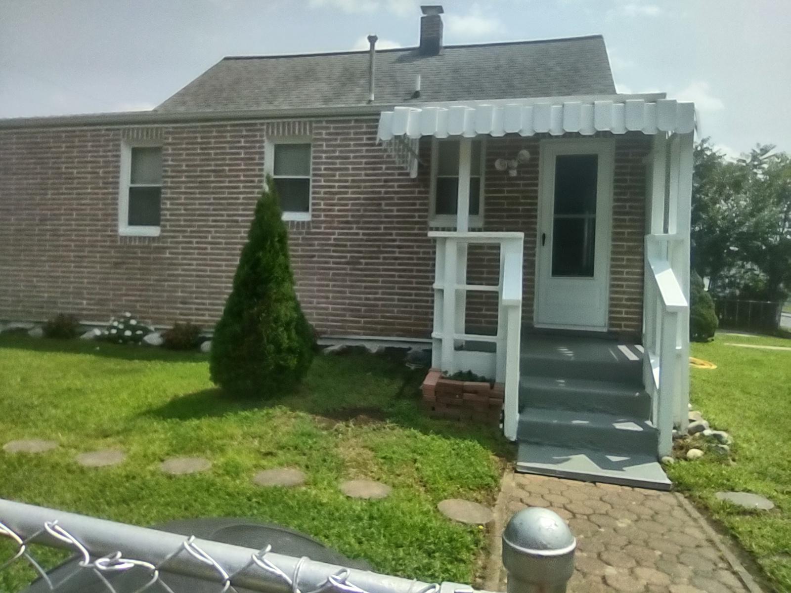 15 Riverside Rd Property Photo 2