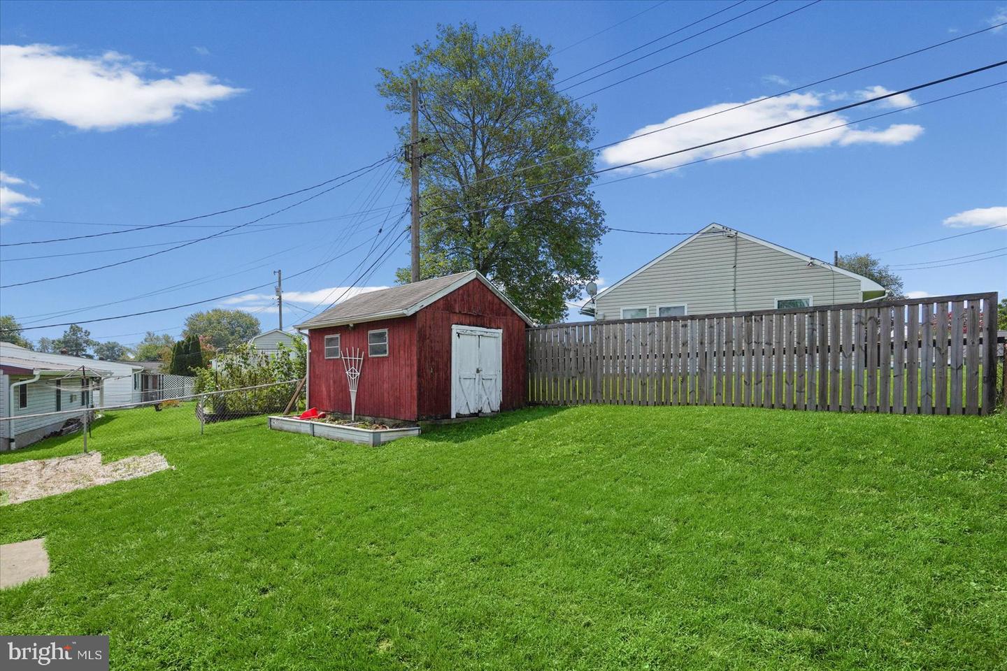2010 Longview Ave Property Photo 36