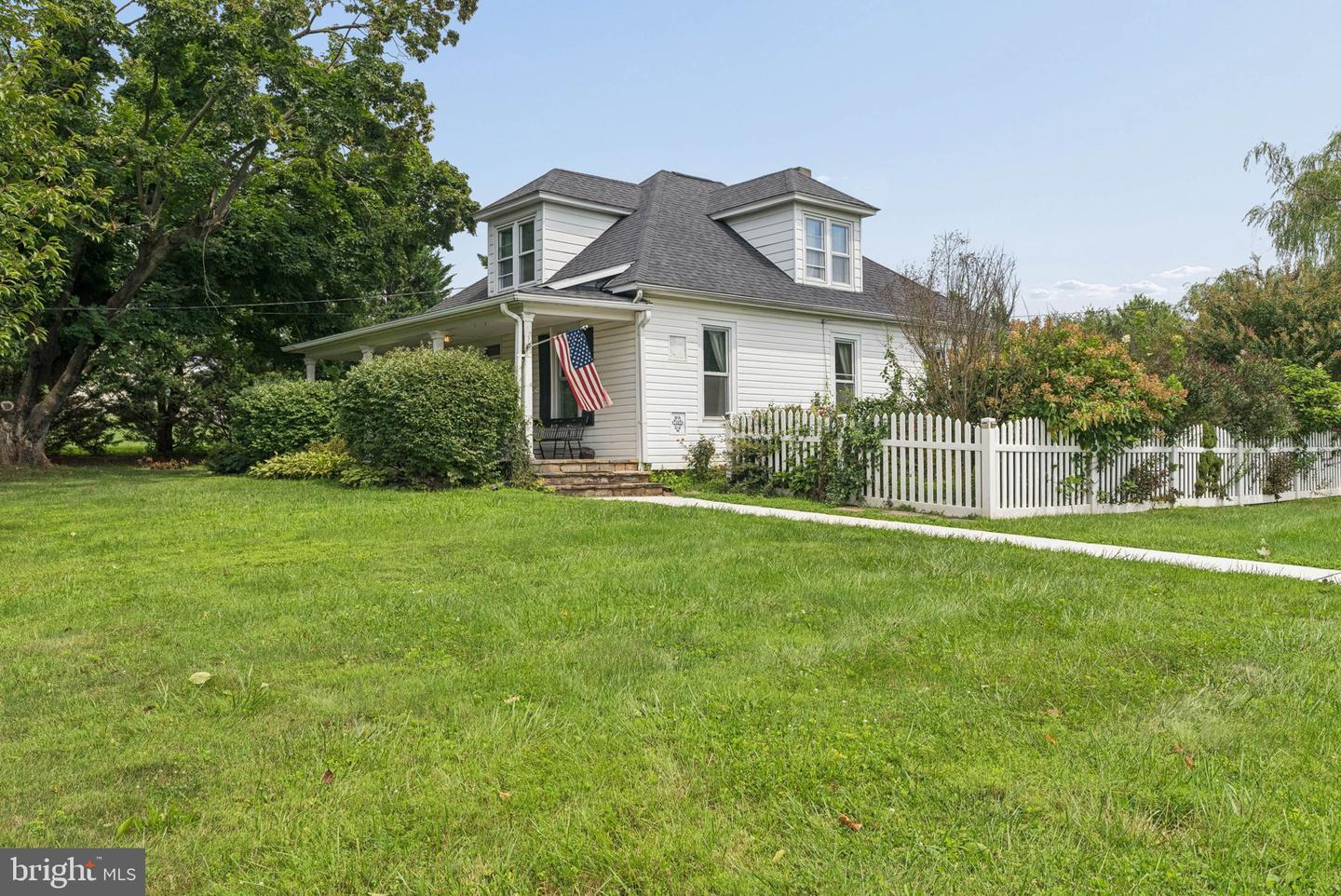 21101 York Rd Property Photo 4