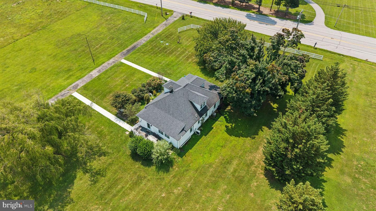 21101 York Rd Property Photo 7