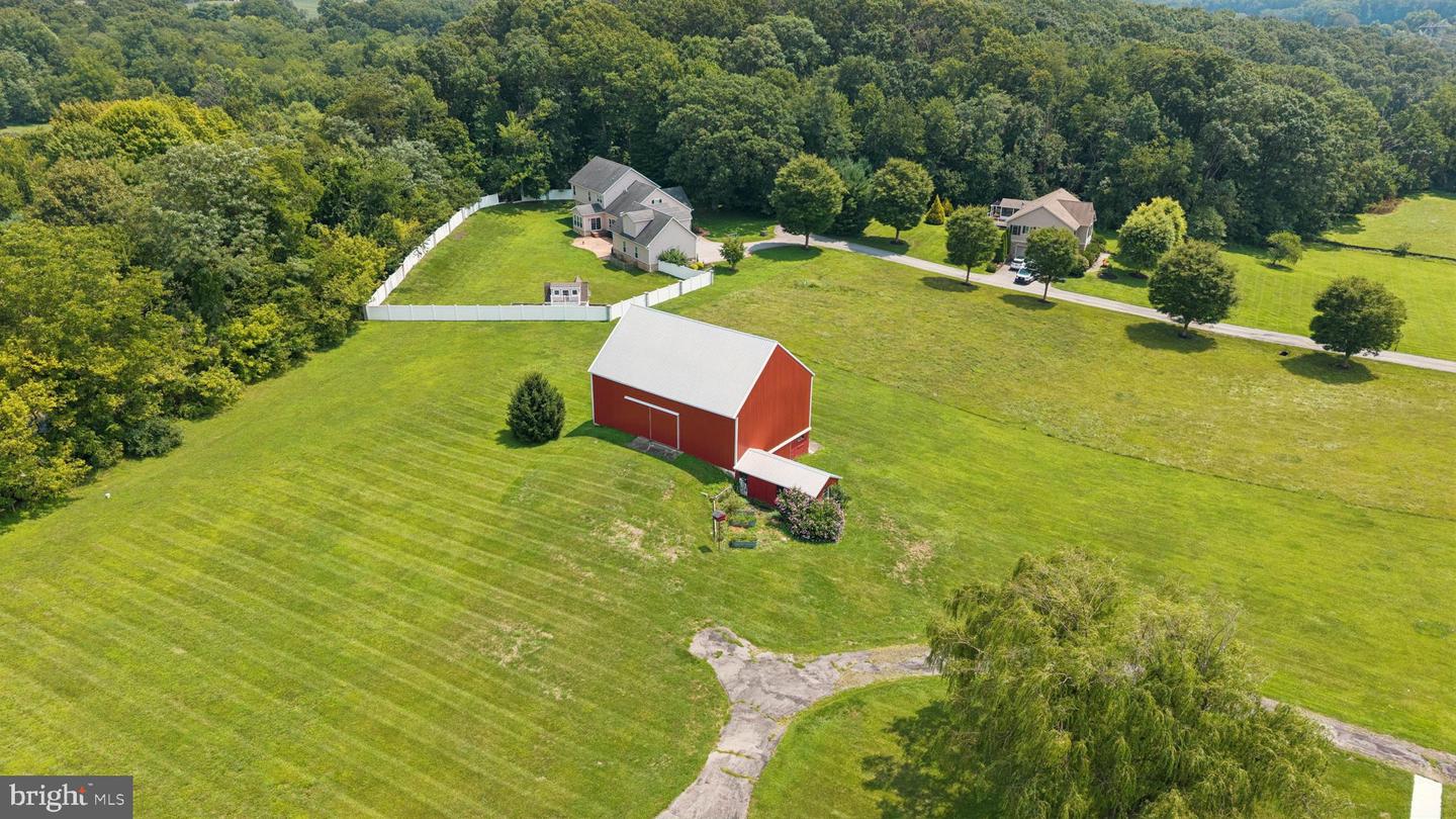 21101 York Rd Property Photo 44