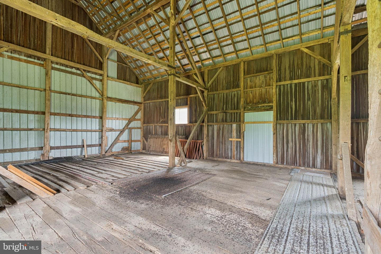 21101 York Rd Property Photo 50
