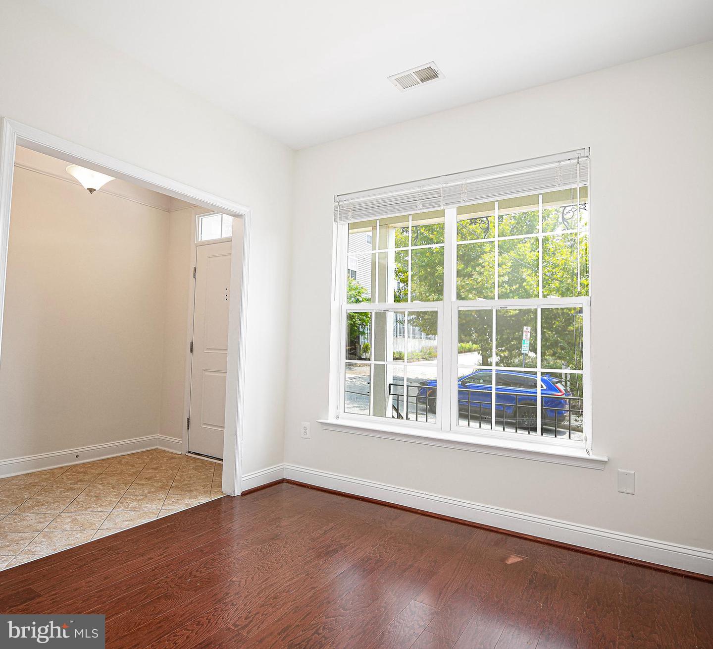 15 Willow Ave Property Photo 8