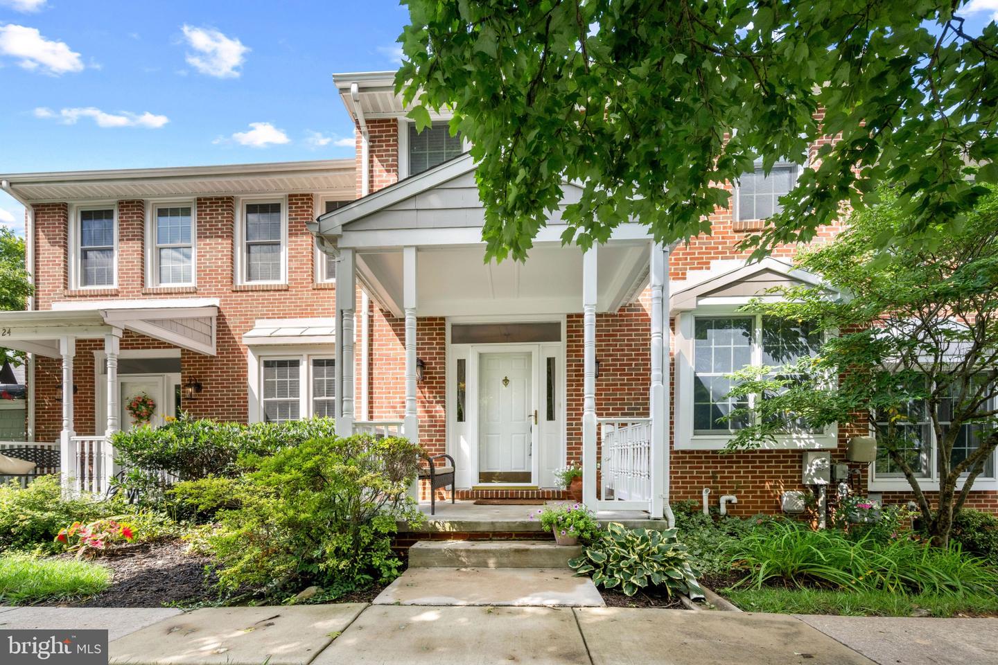 22 IRON MILL GARTH