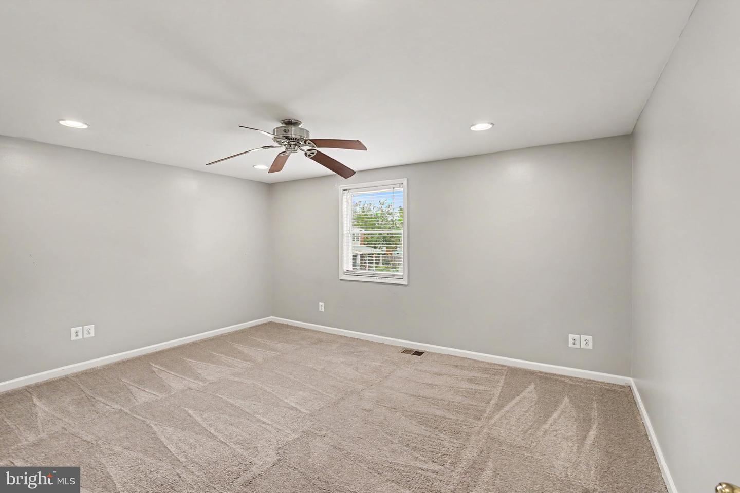 908 Winsap Ct Property Photo 15
