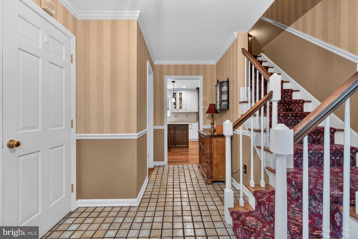 8 Tree Farm Ct Property Photo 3