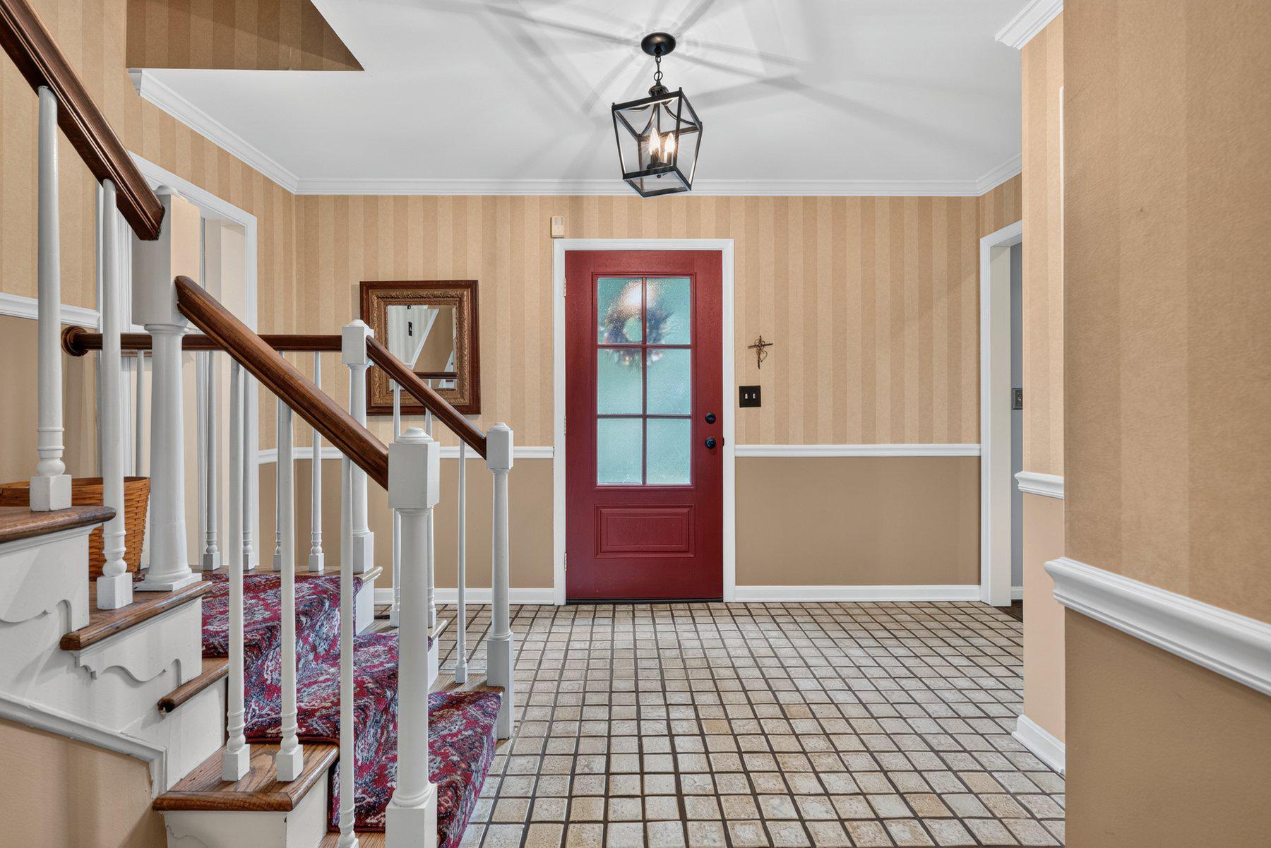 8 Tree Farm Ct Property Photo 5