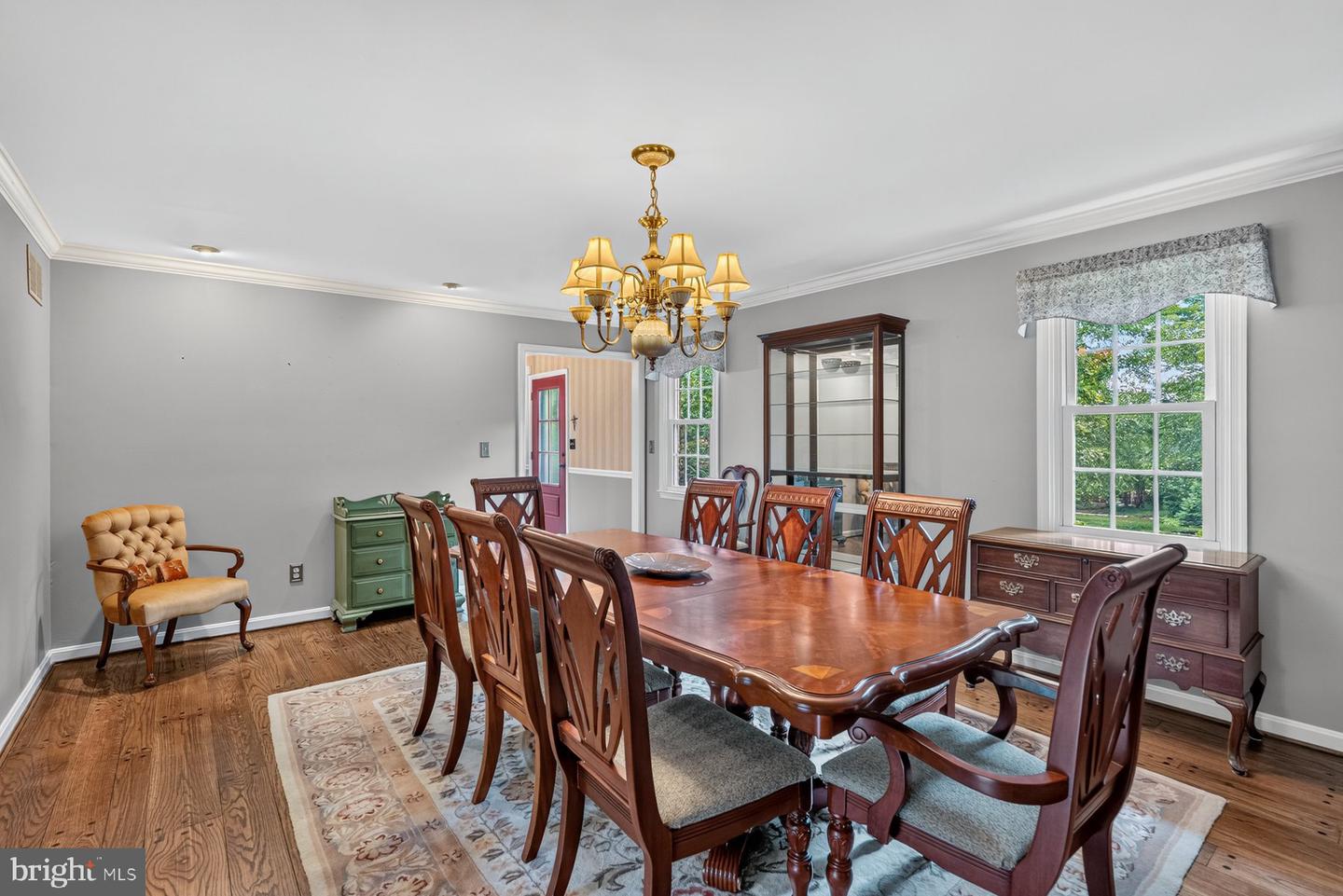 8 Tree Farm Ct Property Photo 6