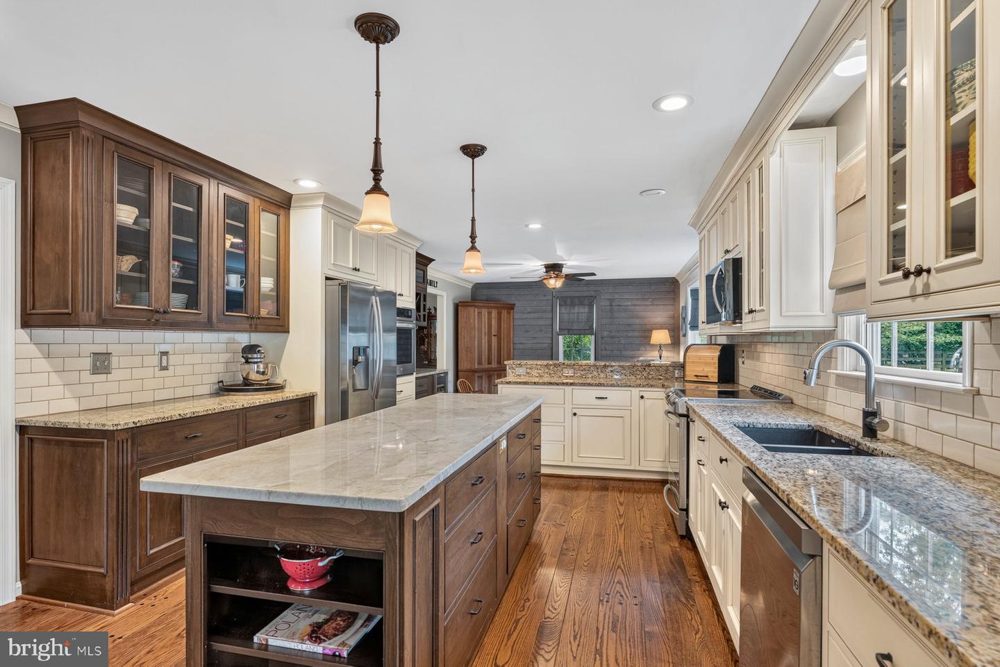 8 Tree Farm Ct Property Photo 11
