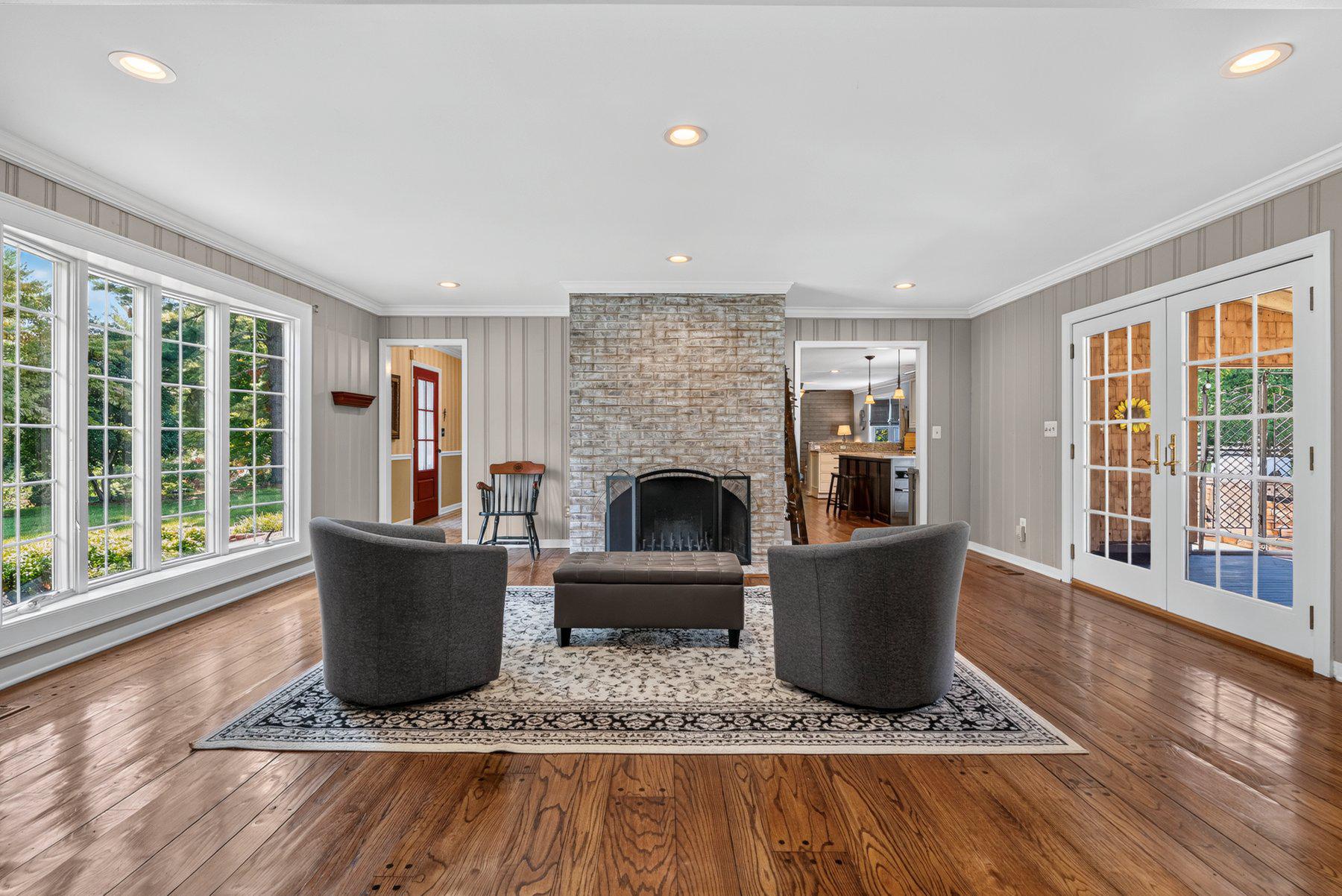 8 Tree Farm Ct Property Photo 13