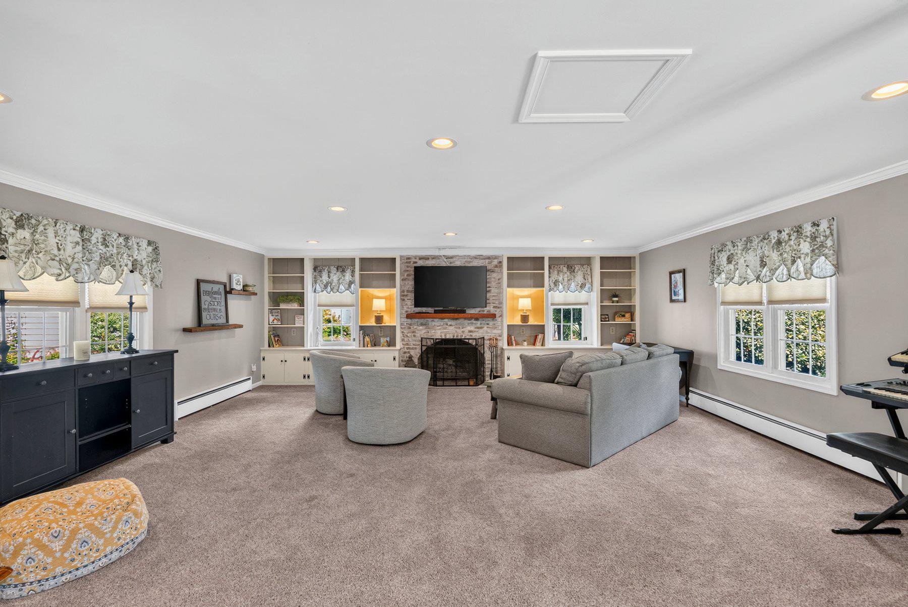 8 Tree Farm Ct Property Photo 16