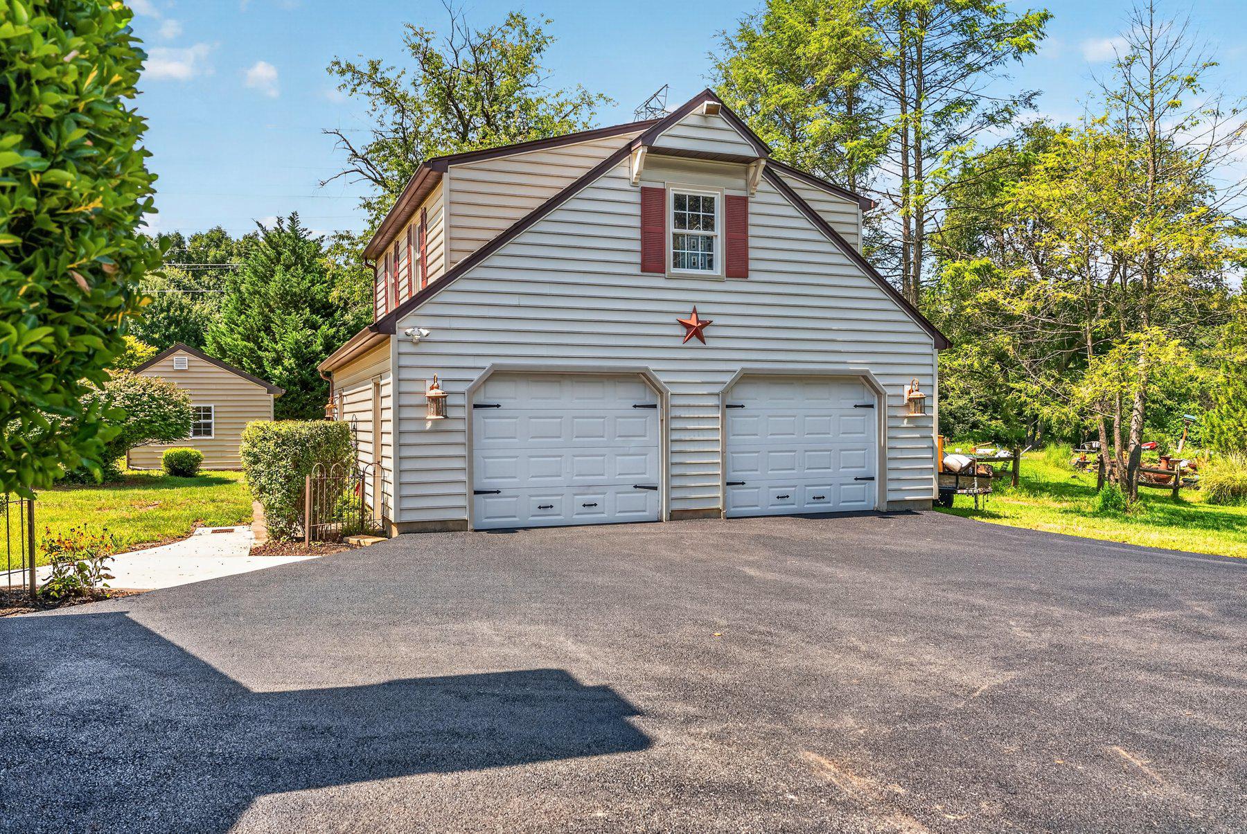 8 Tree Farm Ct Property Photo 35