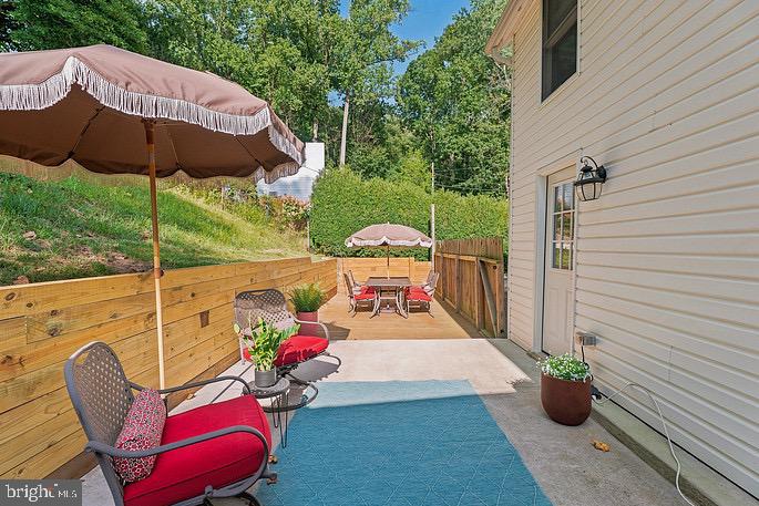 26 Hillside Ave Property Photo 25