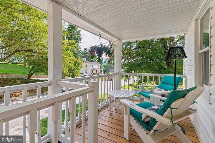 26 Hillside Ave Property Photo 27