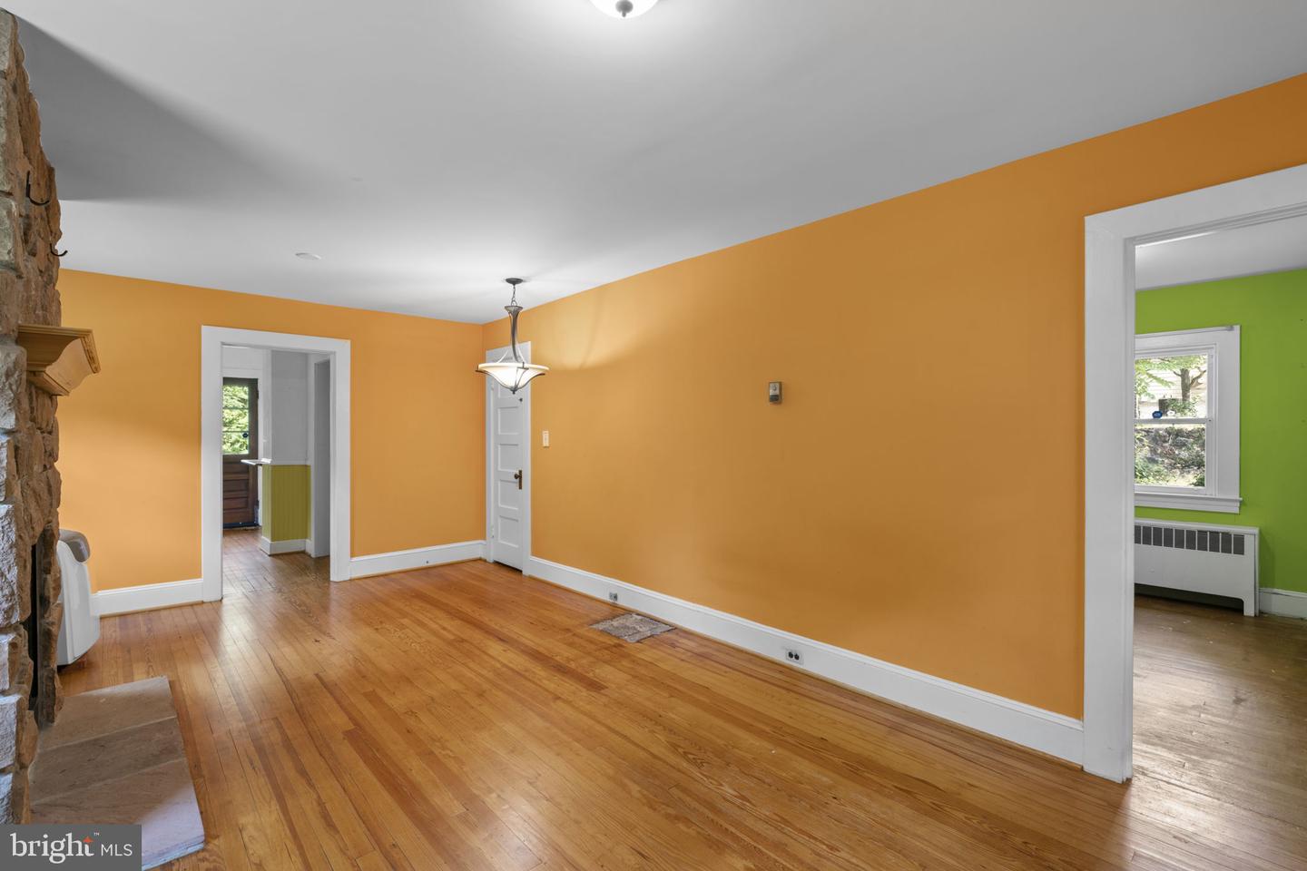2210 Pleasant View Ave Property Photo 4