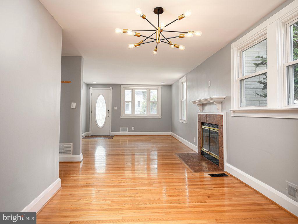 4216 Thorncliff Rd Property Photo 4