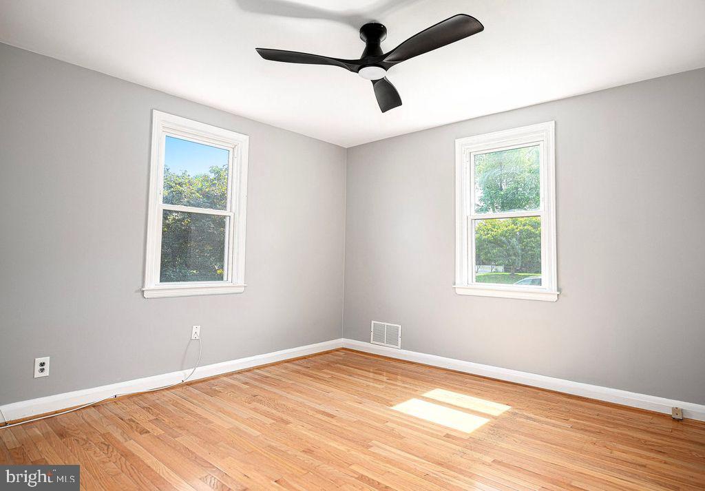 4216 Thorncliff Rd Property Photo 12
