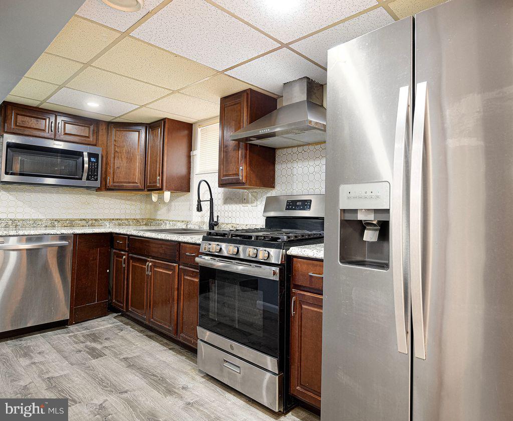 4216 Thorncliff Rd Property Photo 16