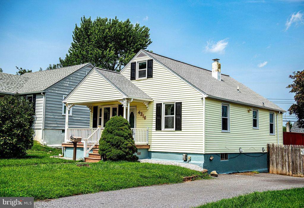 4216 Thorncliff Rd Property Photo 27