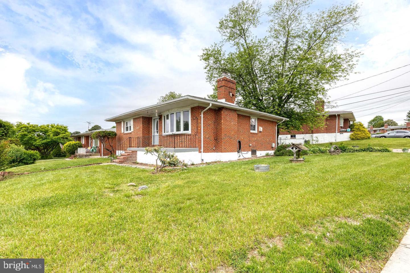 8306 Berkfield Rd Property Photo 4