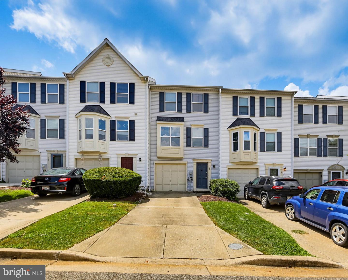 10 Tollington Ct #10 Property Photo 1