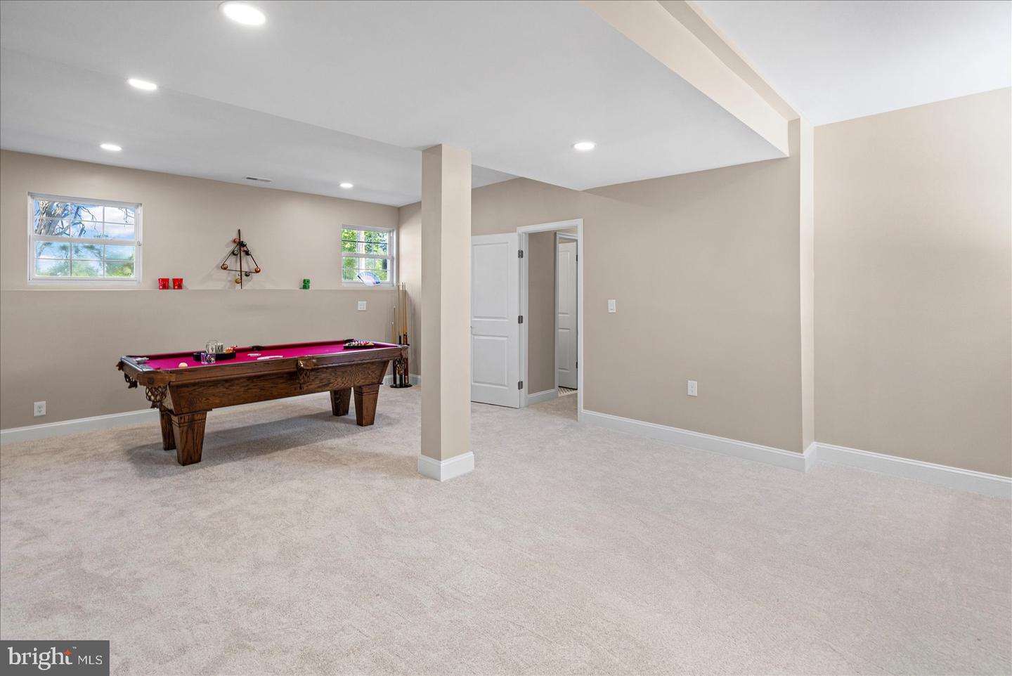 4219 Fullerton Ave Property Photo 24