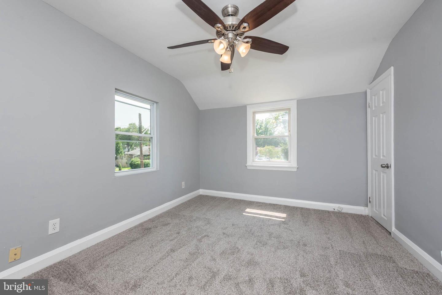 8204 Rockdale Ave Property Photo 14