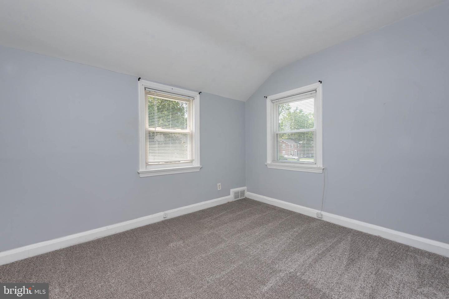 8204 Rockdale Ave Property Photo 17