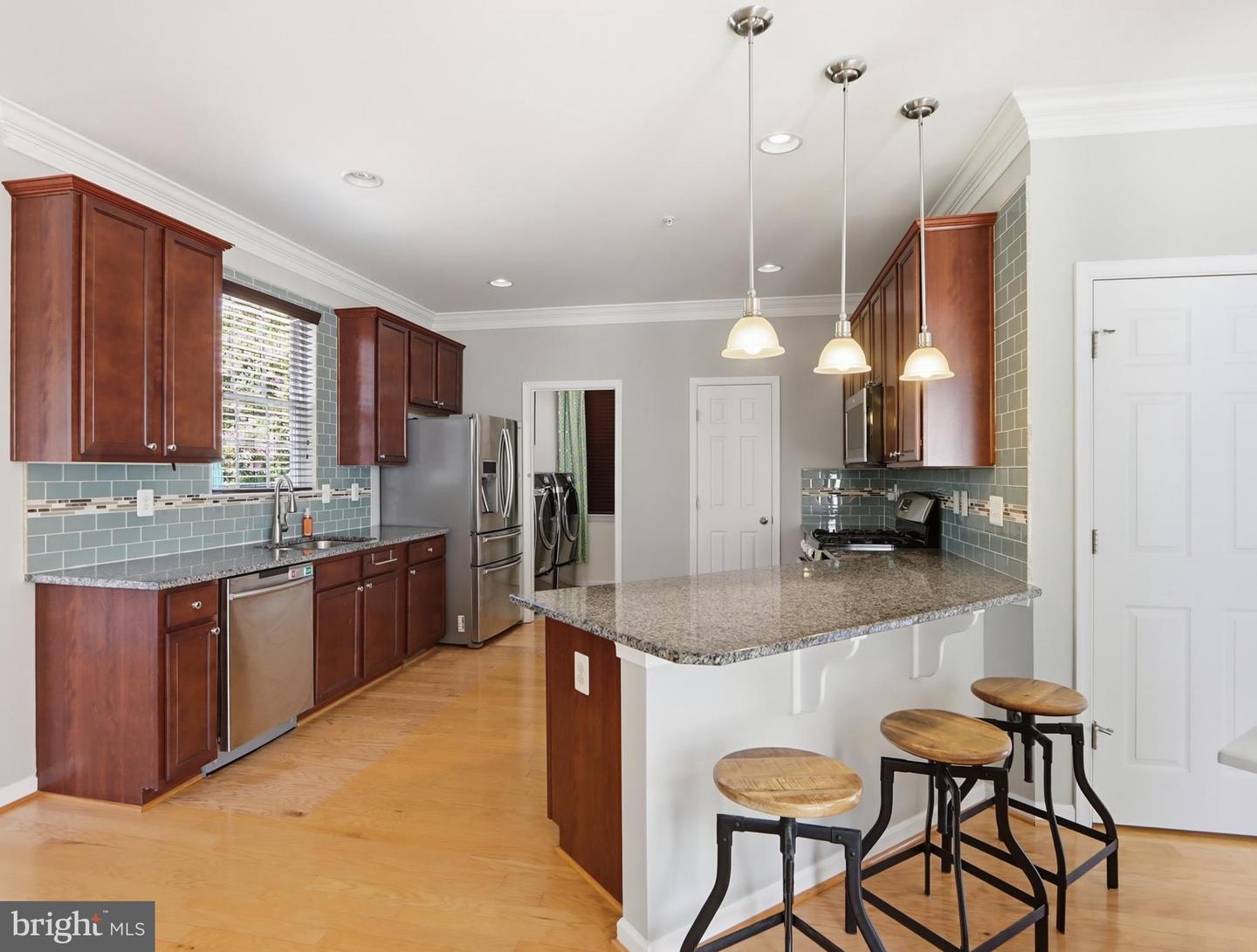 8888 Paddock Ln Property Photo 11
