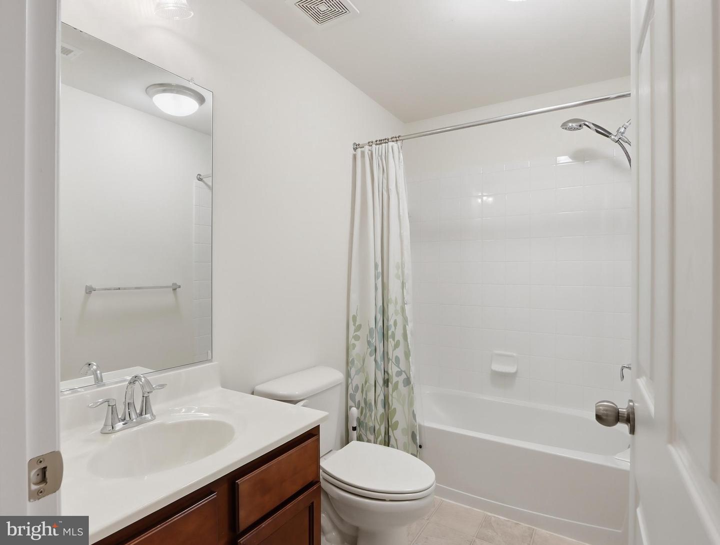 8888 Paddock Ln Property Photo 19