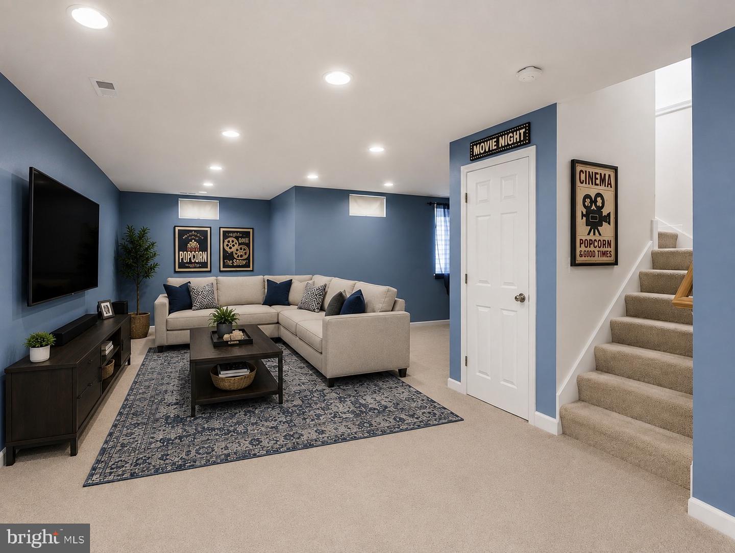 8888 Paddock Ln Property Photo 22